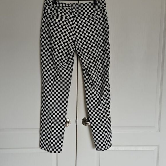 Black and White Checkered Golf Pants - Picture 5 of 16